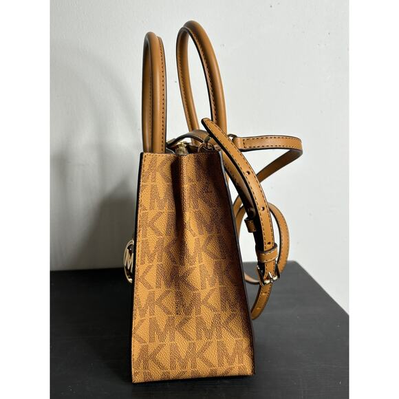 Michael Michael Kors NWT Mercer Medium Two-Tone Logo Crossbody Bag In Deer Multi - Picture 6 of 9